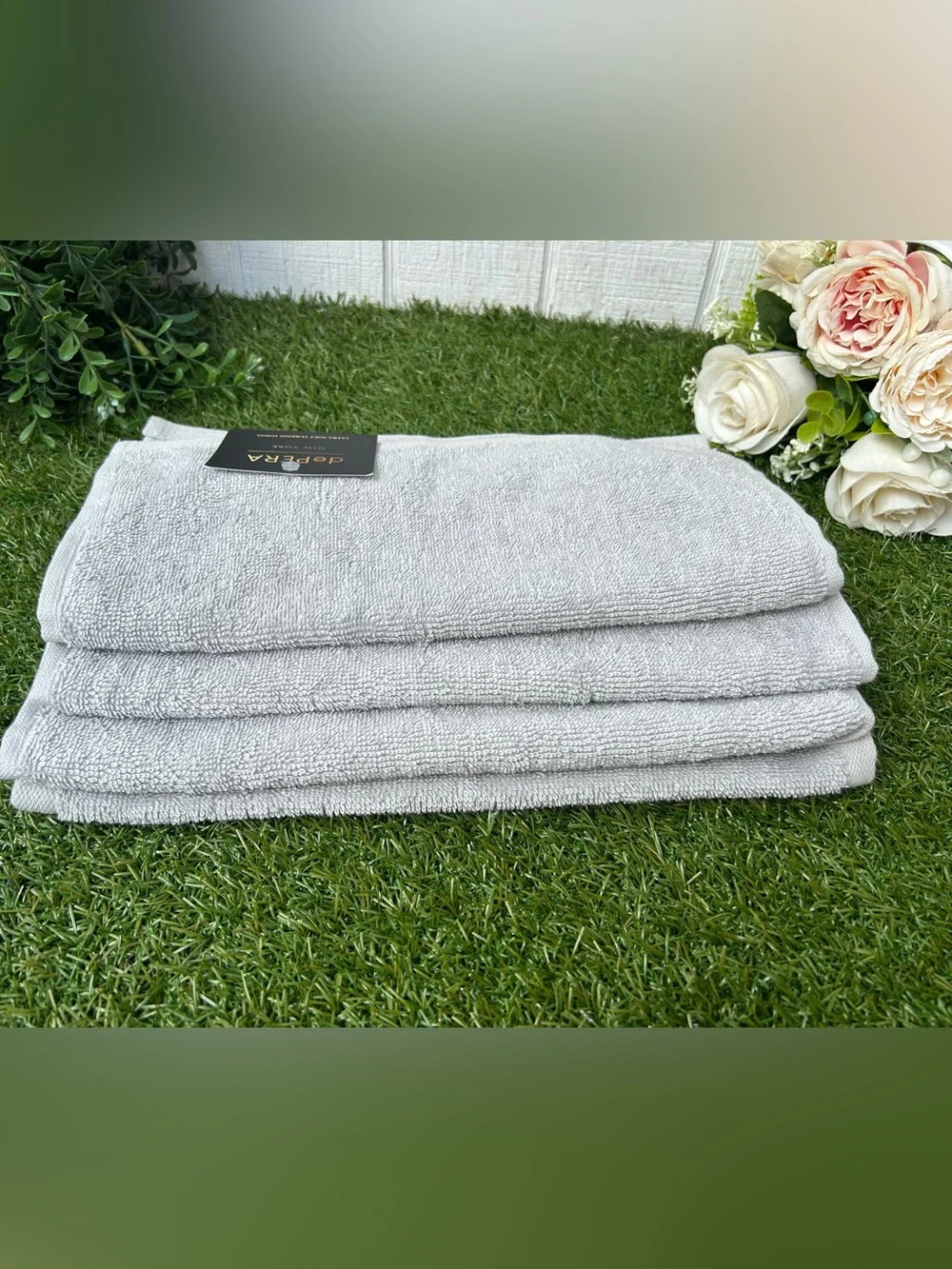De pera 4 = Hand Towel - pure soft wash 12”x12” silver New